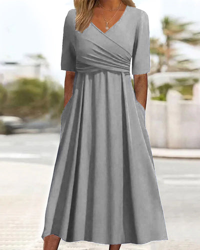 Pien - Crossover Dress With Short Sleeves.