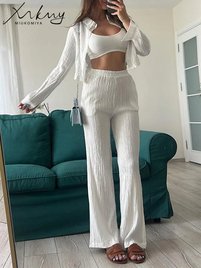 Modern Chiffon Women's Outfit with Crop Tops